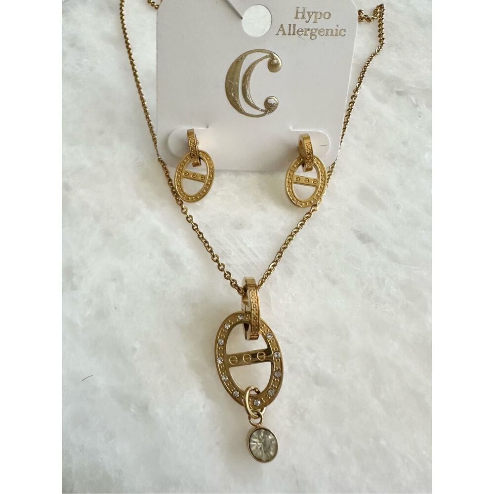 Charming Charlie 3 piece set (earrings and necklace)